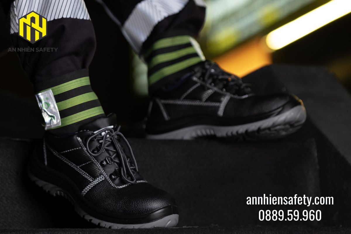 Ứng dụng đa ngành của giày ANsa Dylan Low S3